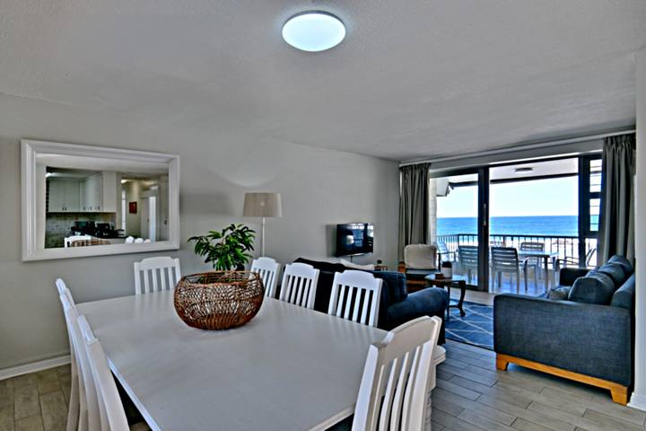 Kenwyn On Sea 402 Living Room